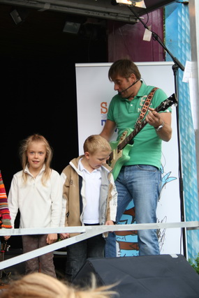 gal/2009/2009 Borbecker Marktfest 06.09/2009 Saitentwist Borbecker Marktfest 06.09. 181.jpg